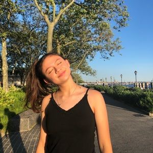 Meet your Posher, Gloria